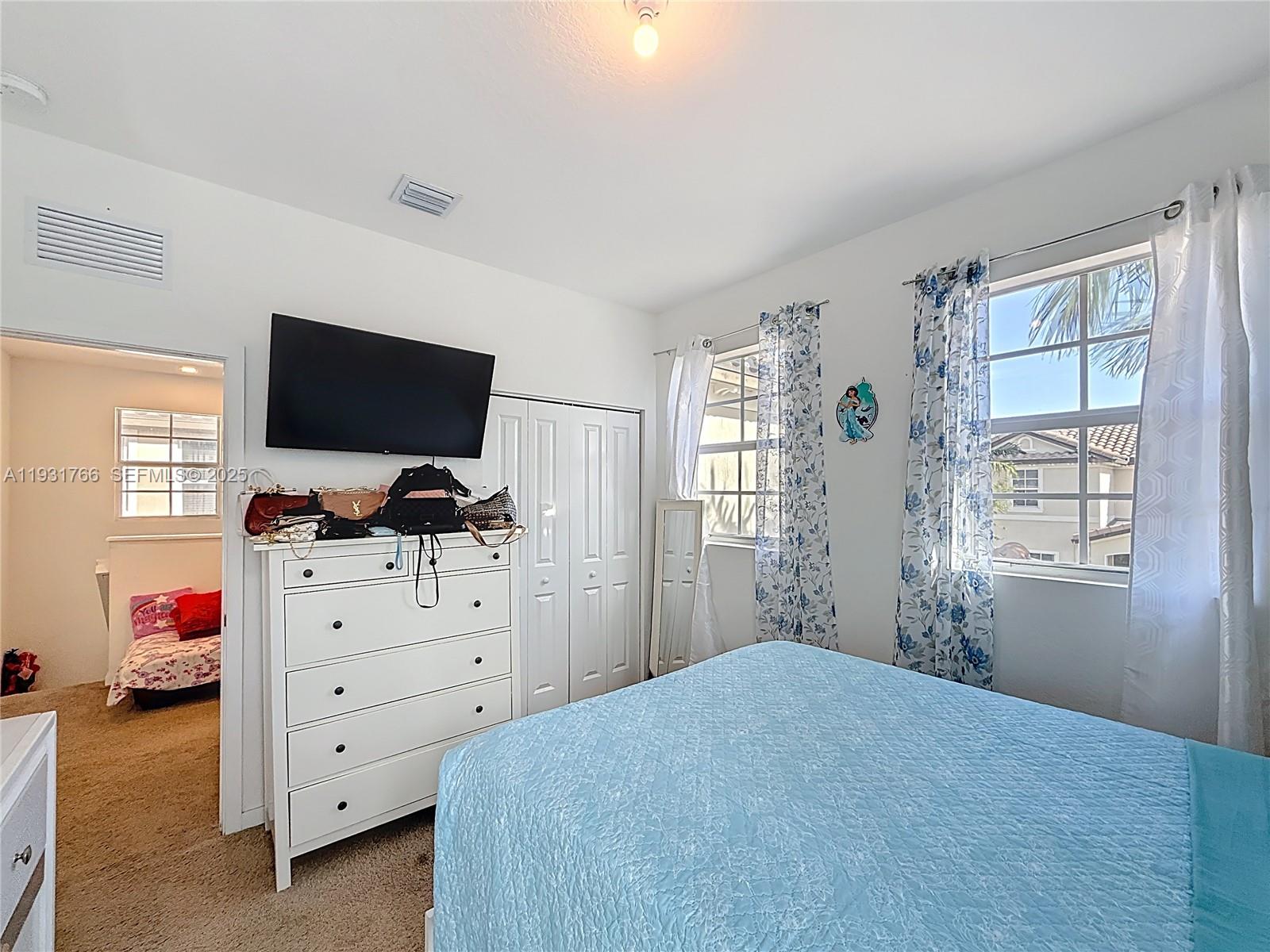 SUMMERVILLE VILLAS - Residential