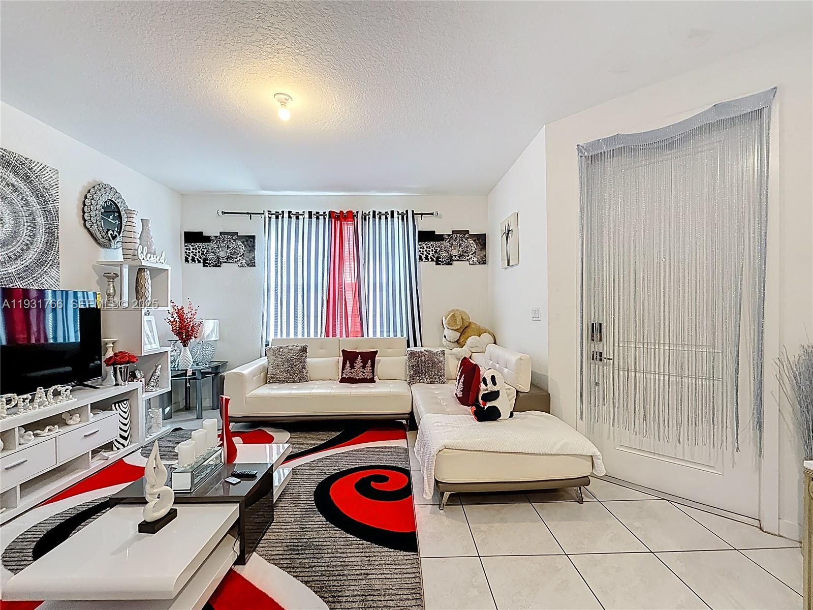 SUMMERVILLE VILLAS - Residential