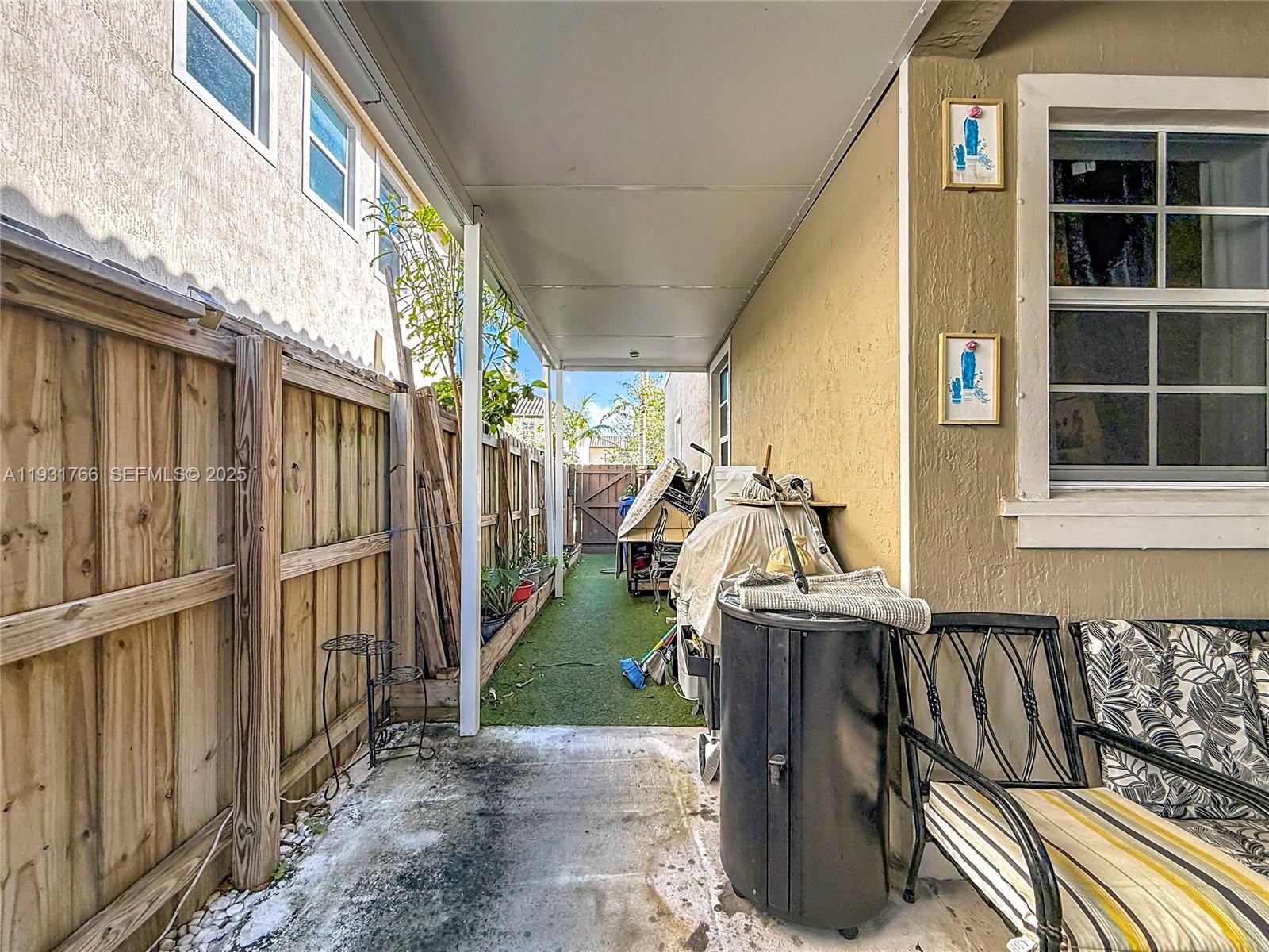 SUMMERVILLE VILLAS - Residential