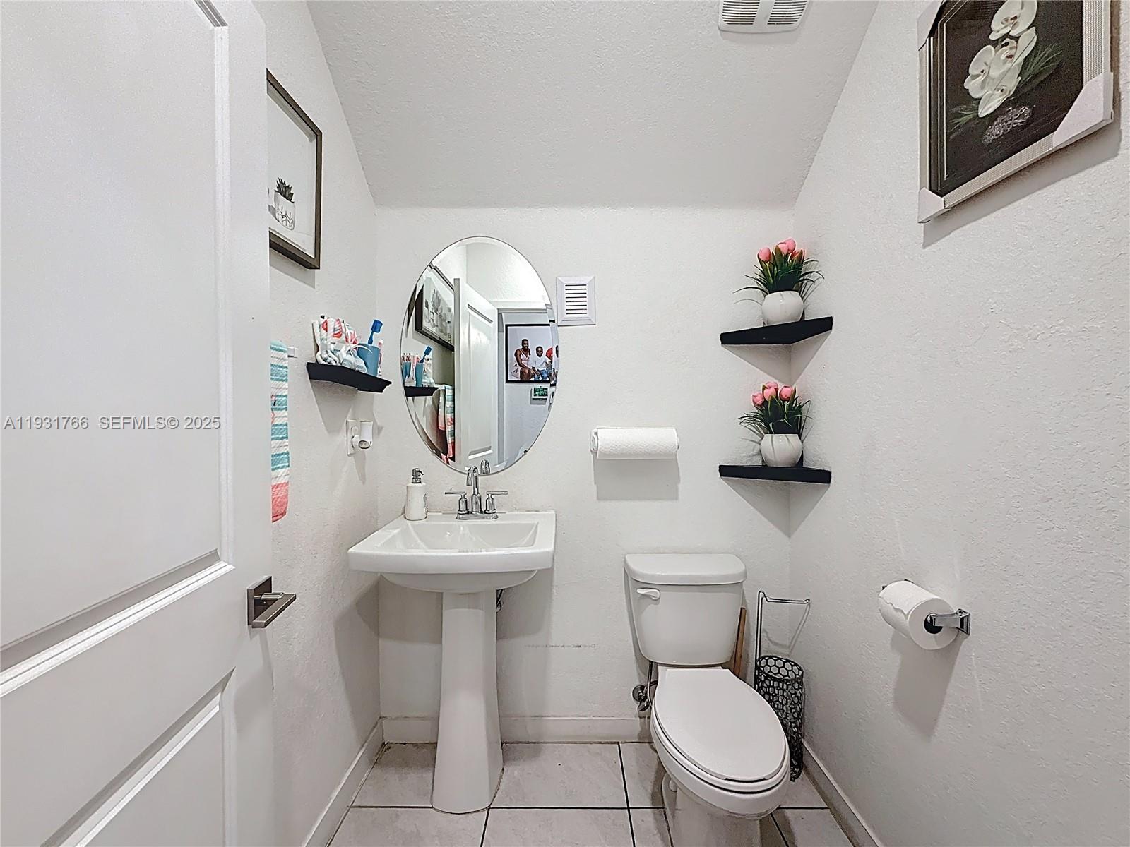 SUMMERVILLE VILLAS - Residential