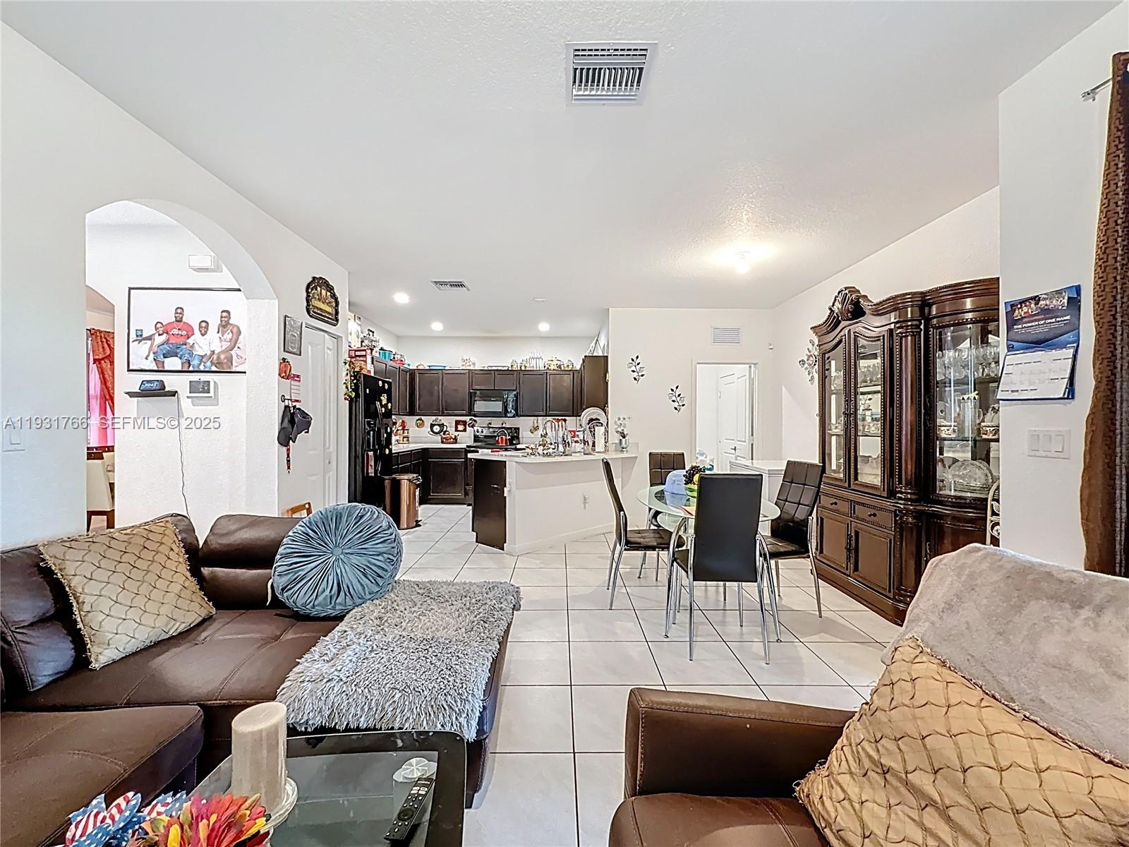 SUMMERVILLE VILLAS - Residential