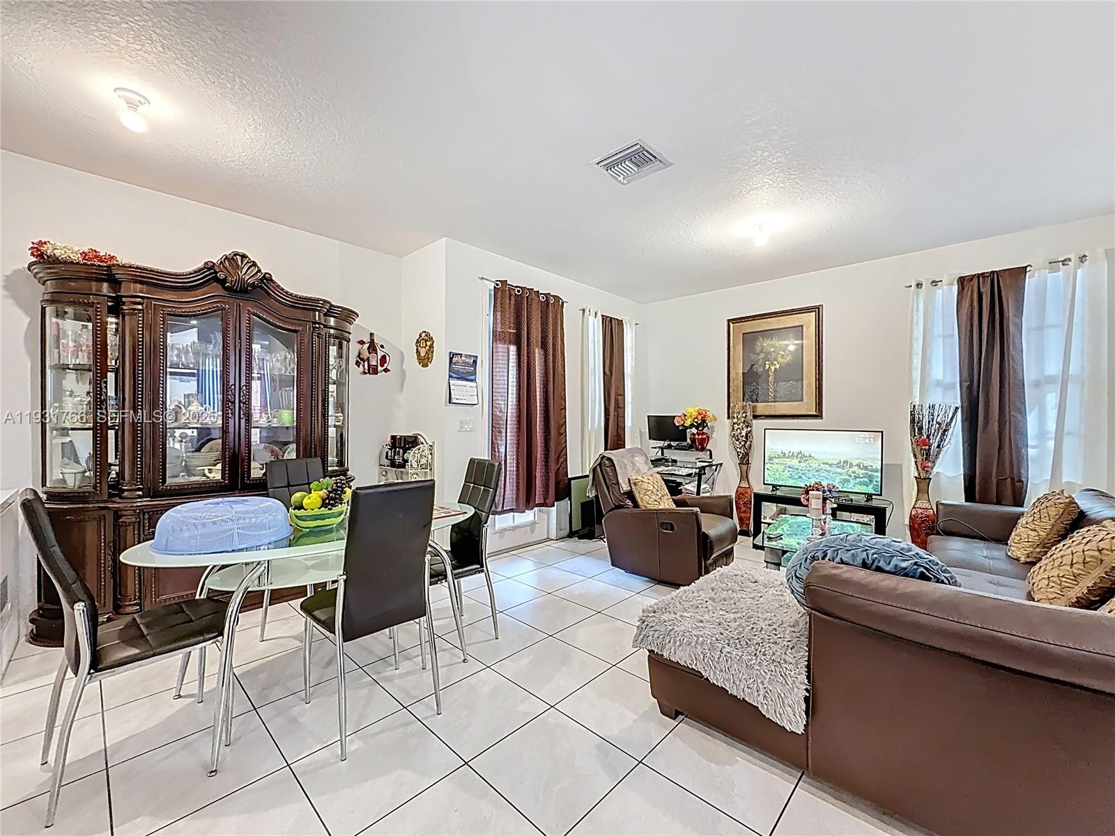 SUMMERVILLE VILLAS - Residential