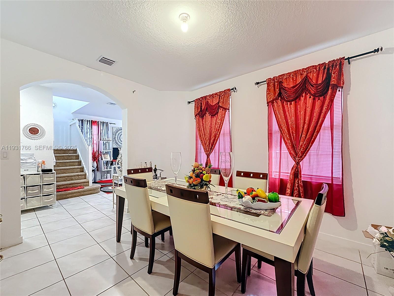 SUMMERVILLE VILLAS - Residential