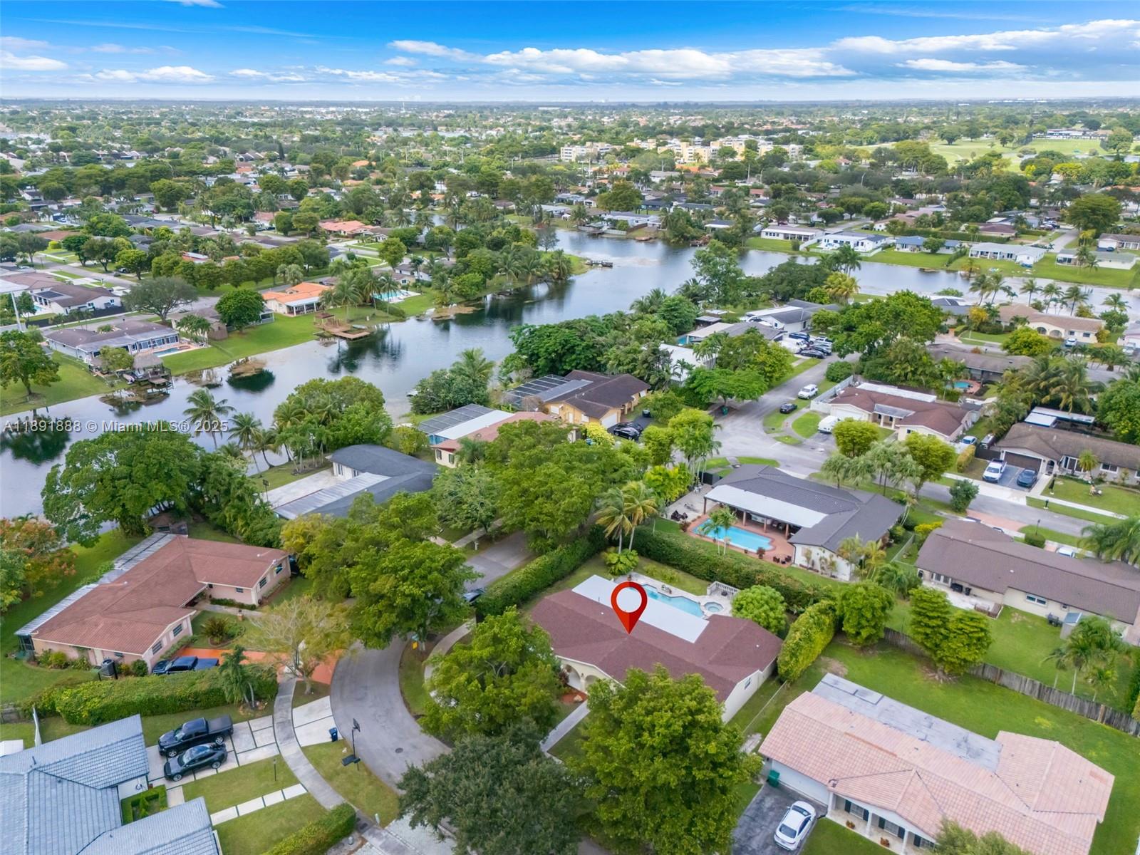KENDALE LAKES SEC EIGHT - Residential