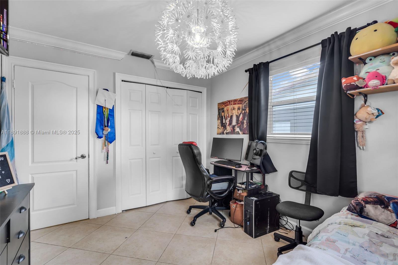 KENDALE LAKES SEC EIGHT - Residential