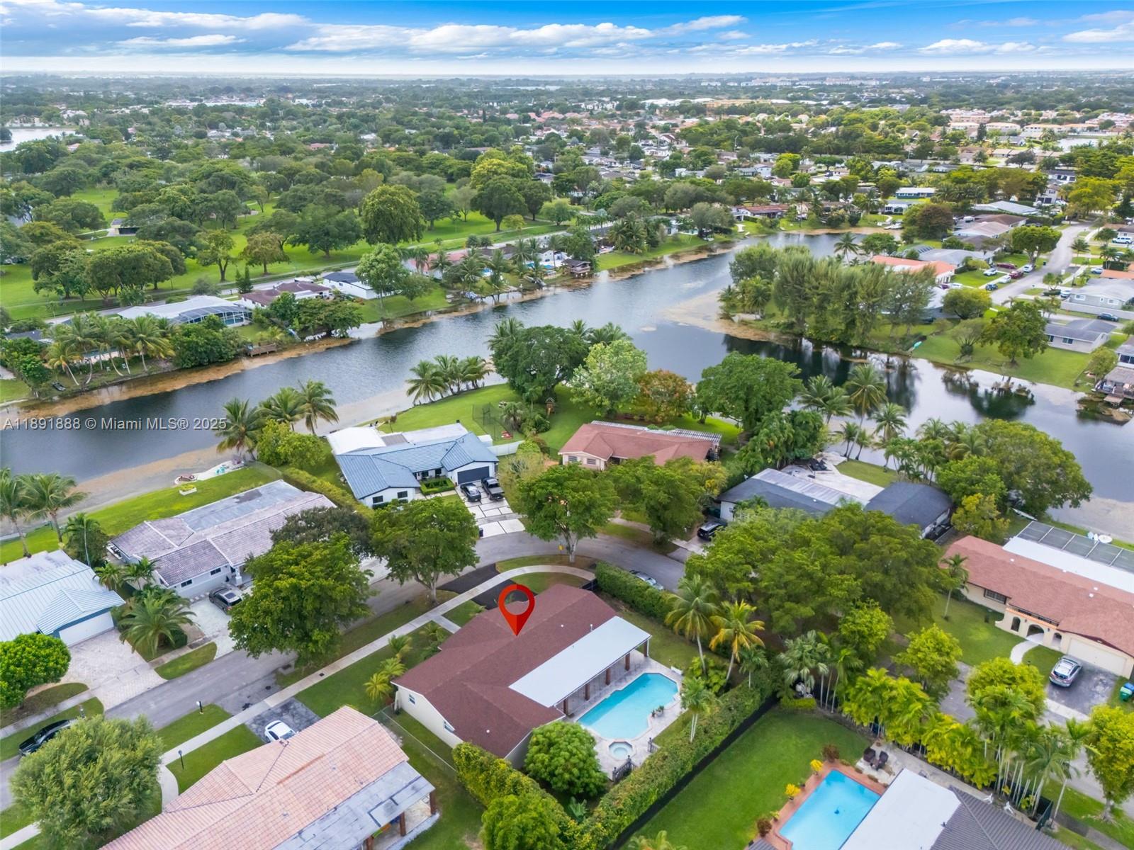 KENDALE LAKES SEC EIGHT - Residential