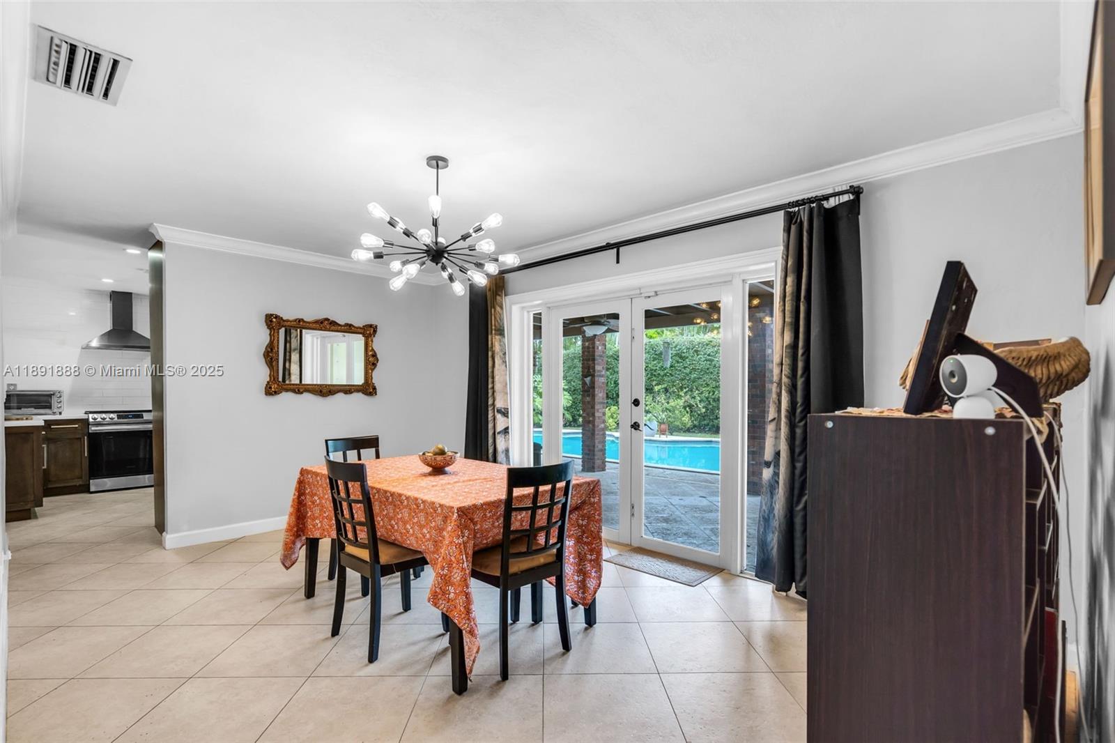 KENDALE LAKES SEC EIGHT - Residential