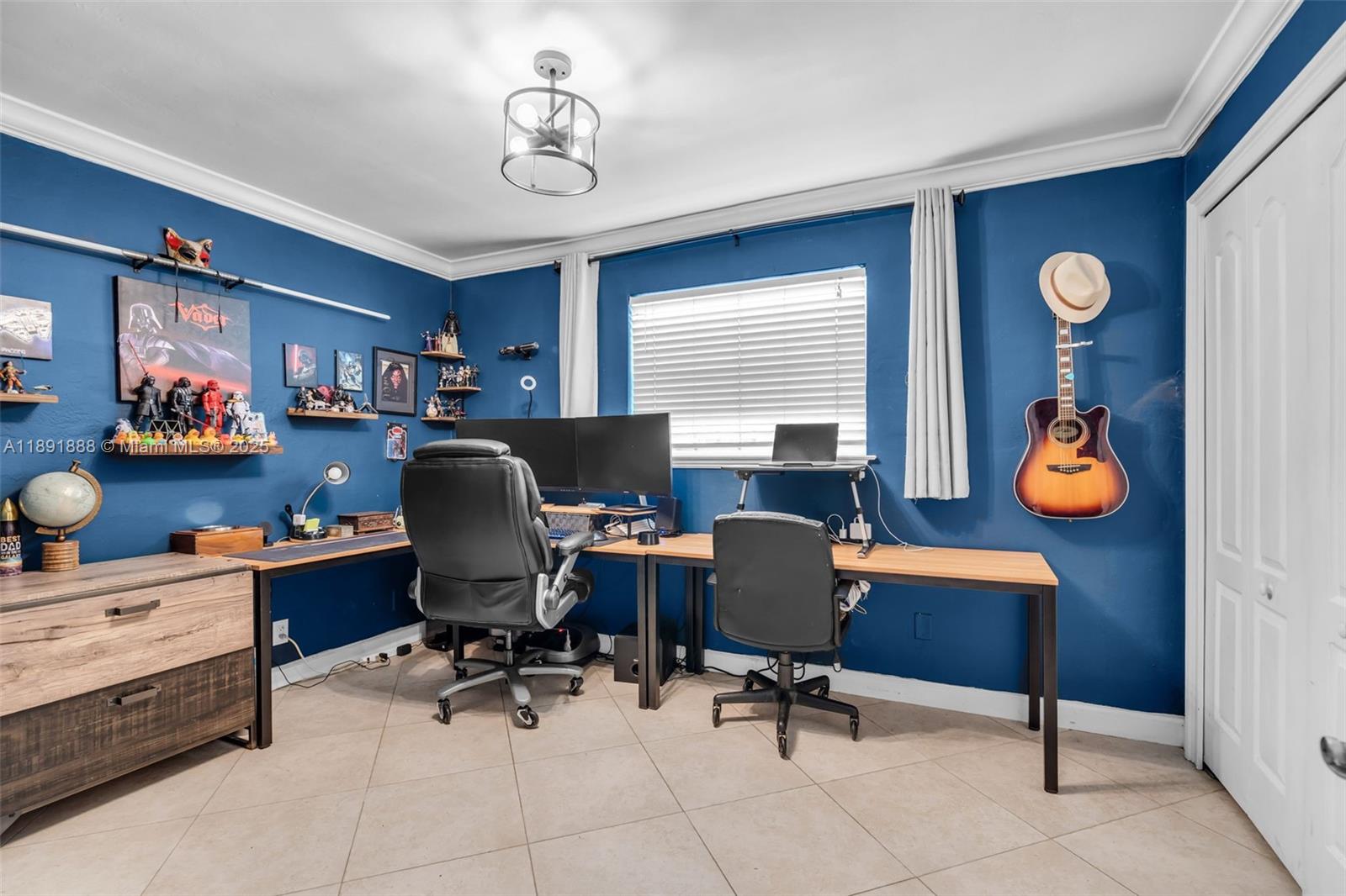 KENDALE LAKES SEC EIGHT - Residential