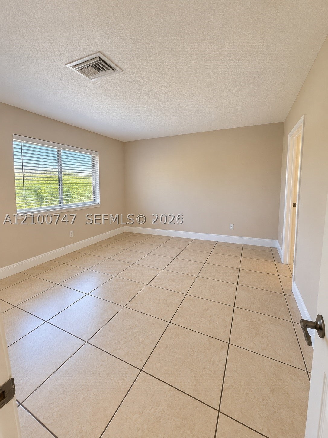 2832 Fillmore St 21