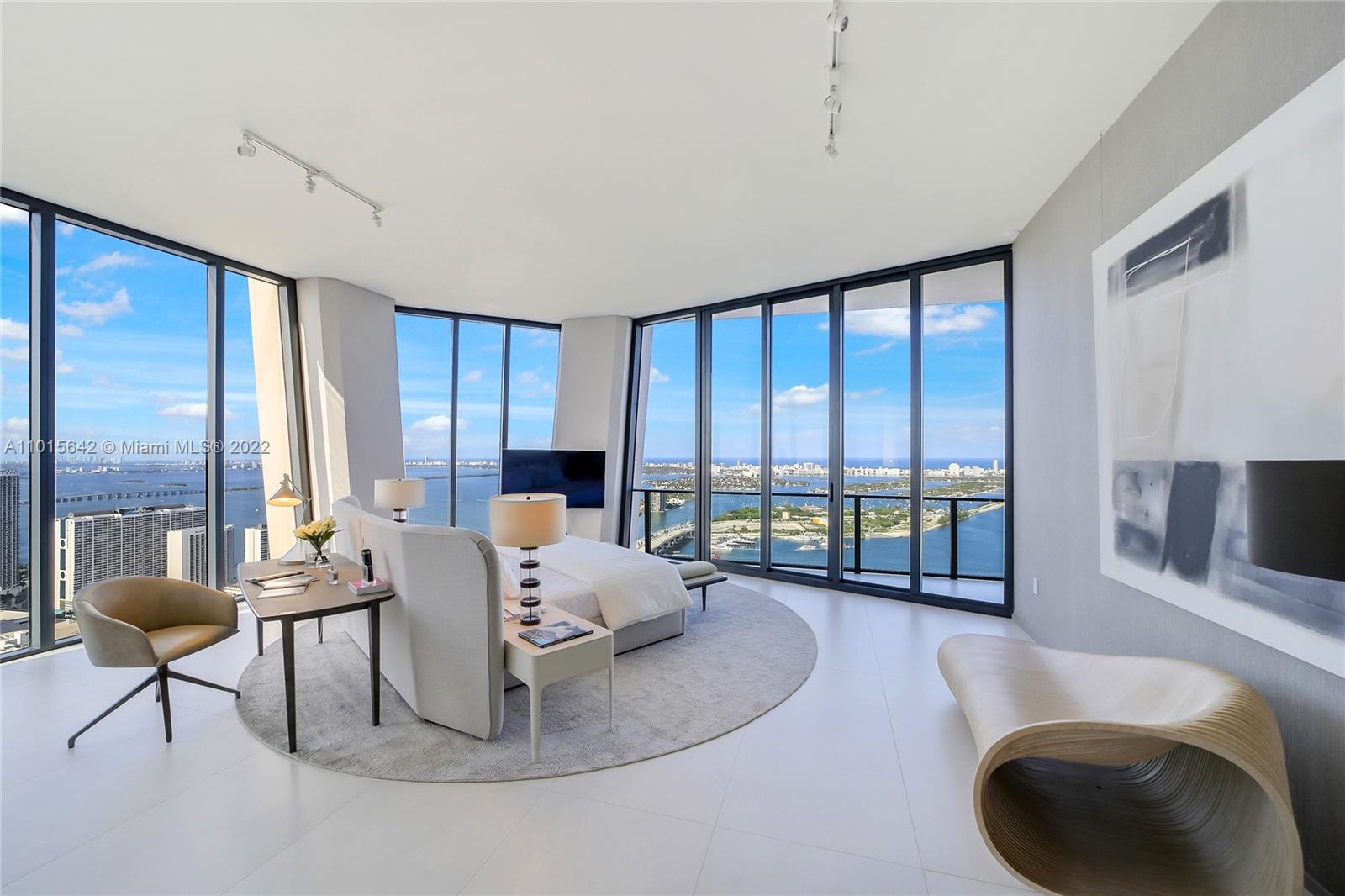 ONE THOUSAND MUSEUM CONDO - Residential