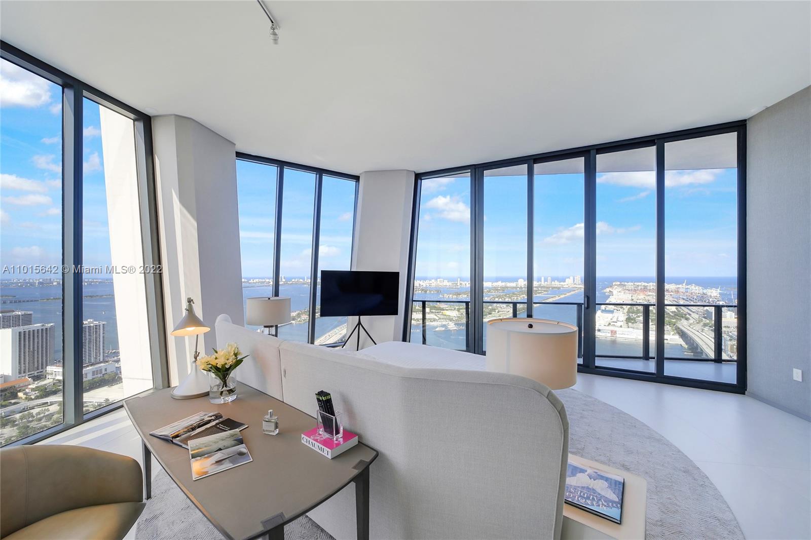 ONE THOUSAND MUSEUM CONDO - Residential