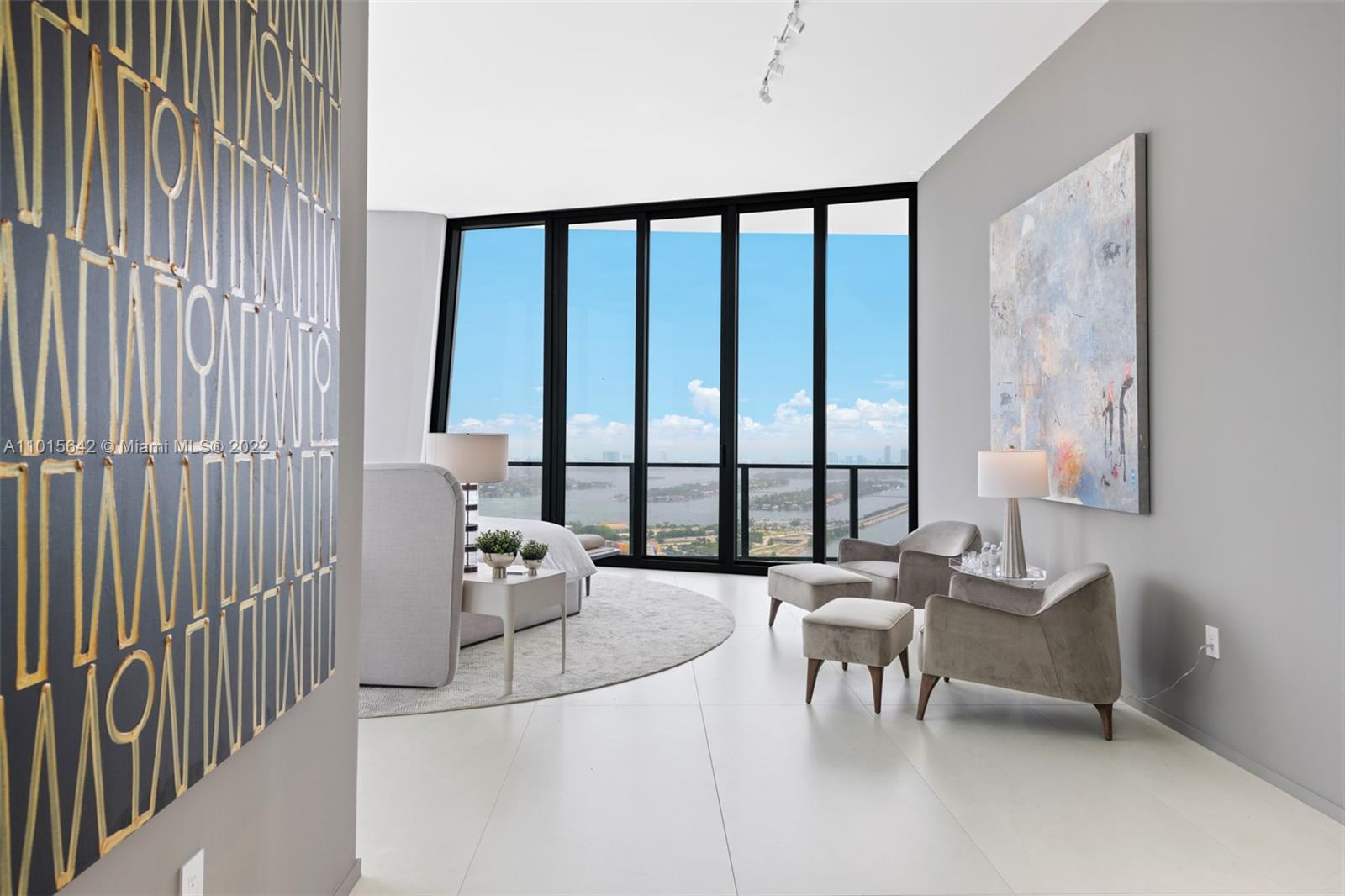 ONE THOUSAND MUSEUM CONDO - Residential