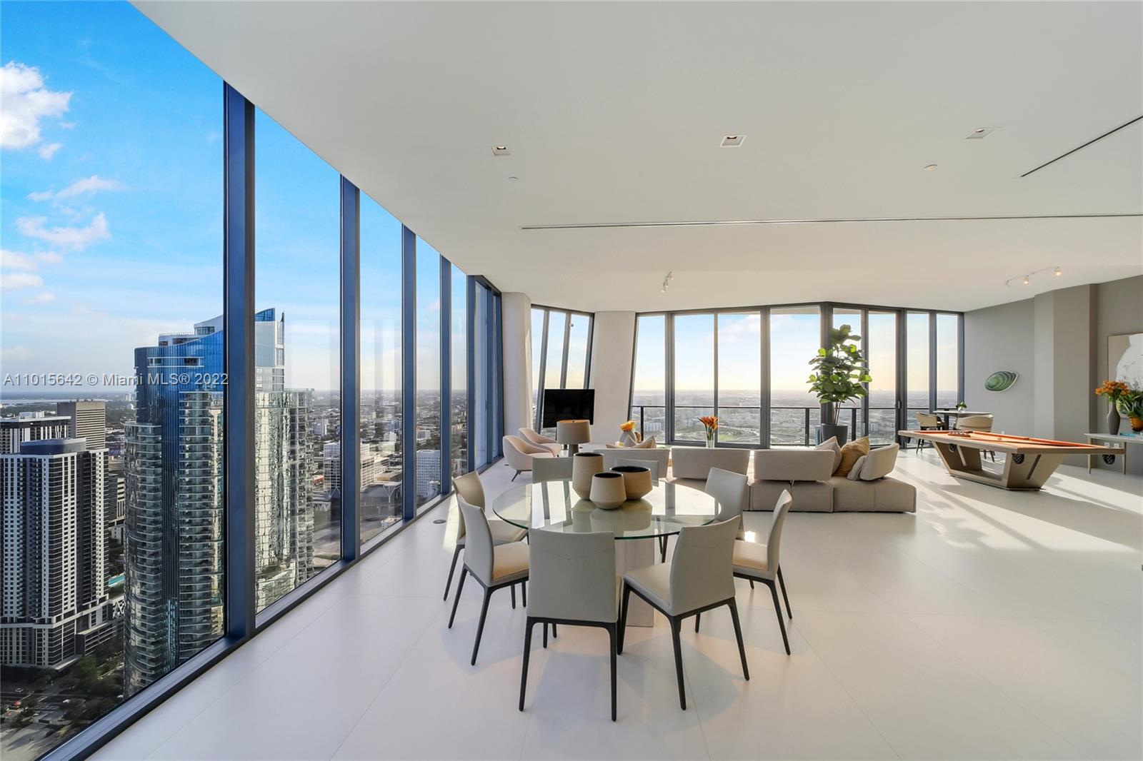 ONE THOUSAND MUSEUM CONDO - Residential