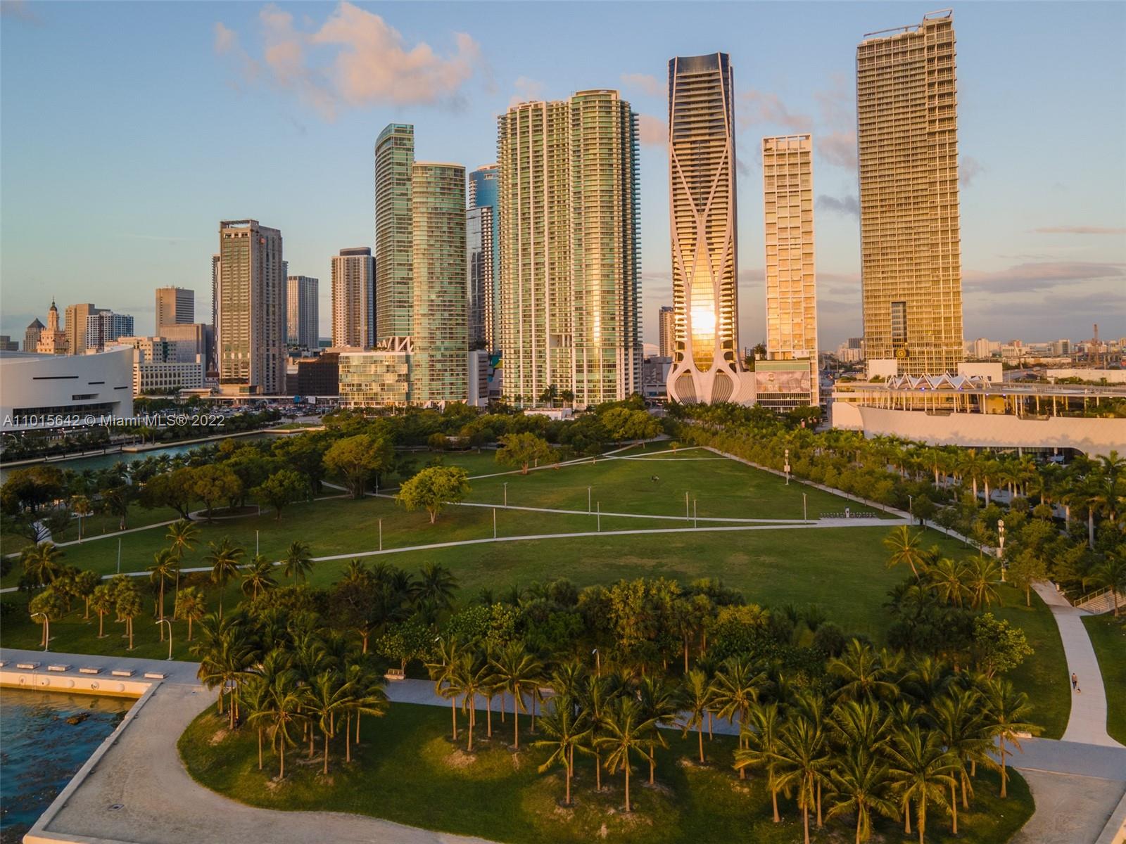 ONE THOUSAND MUSEUM CONDO - Residential