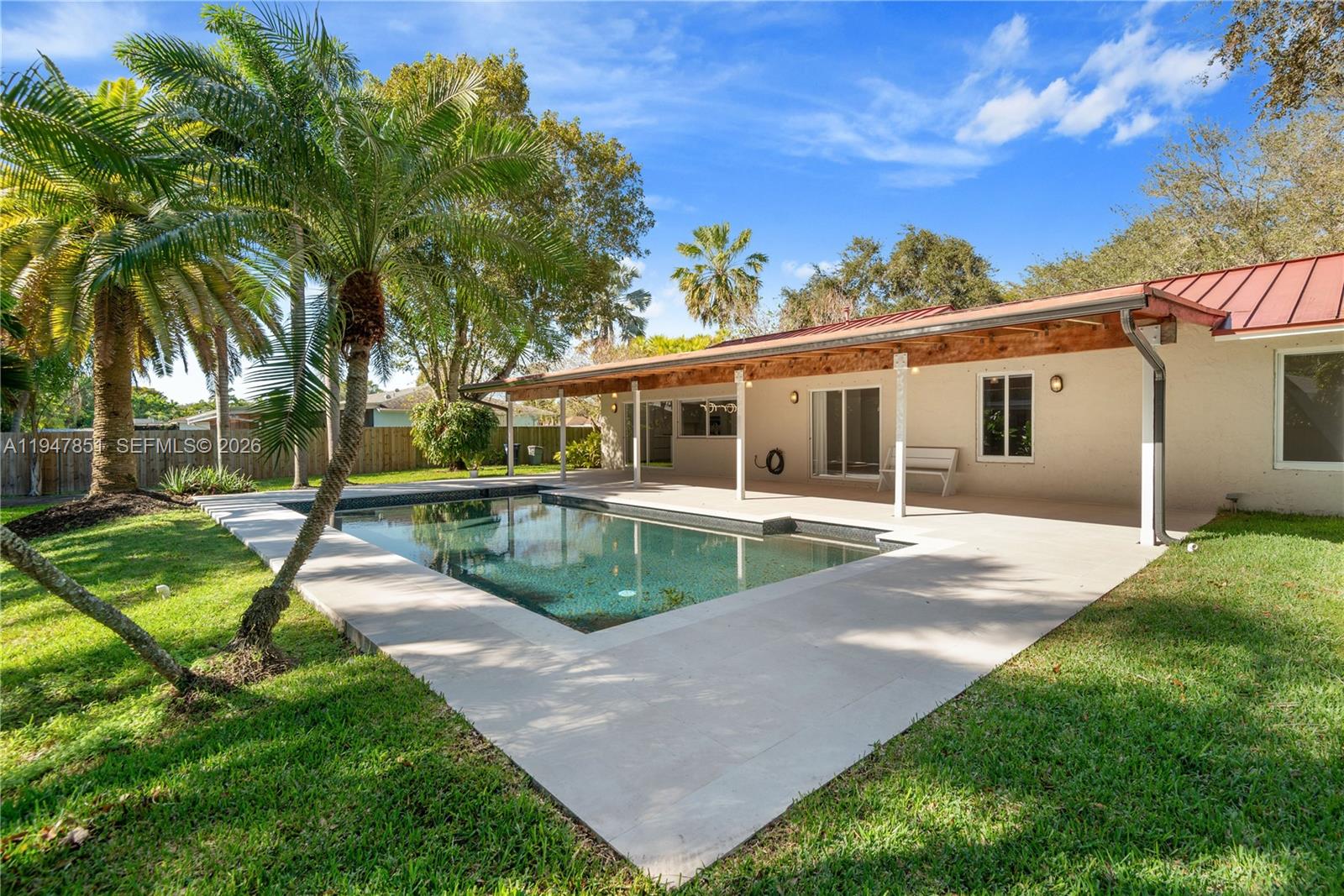 PINEWOOD ESTS 3RD ADDN - Residential