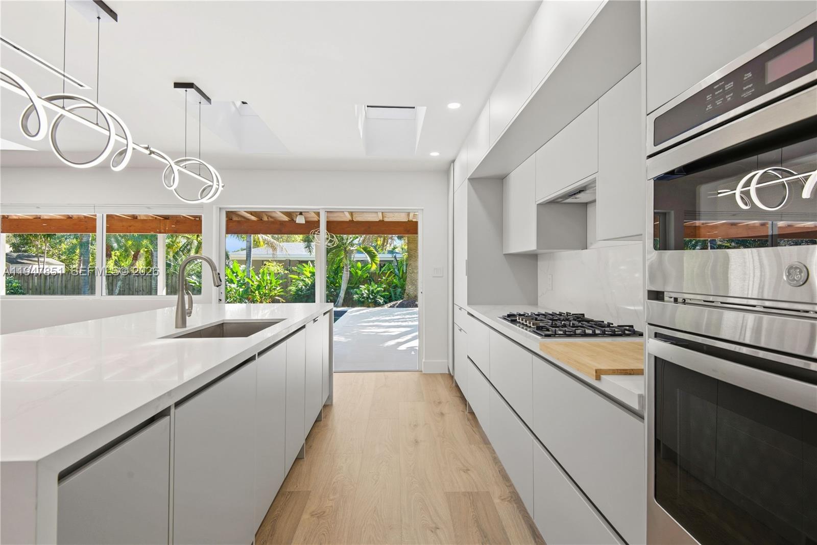 PINEWOOD ESTS 3RD ADDN - Residential