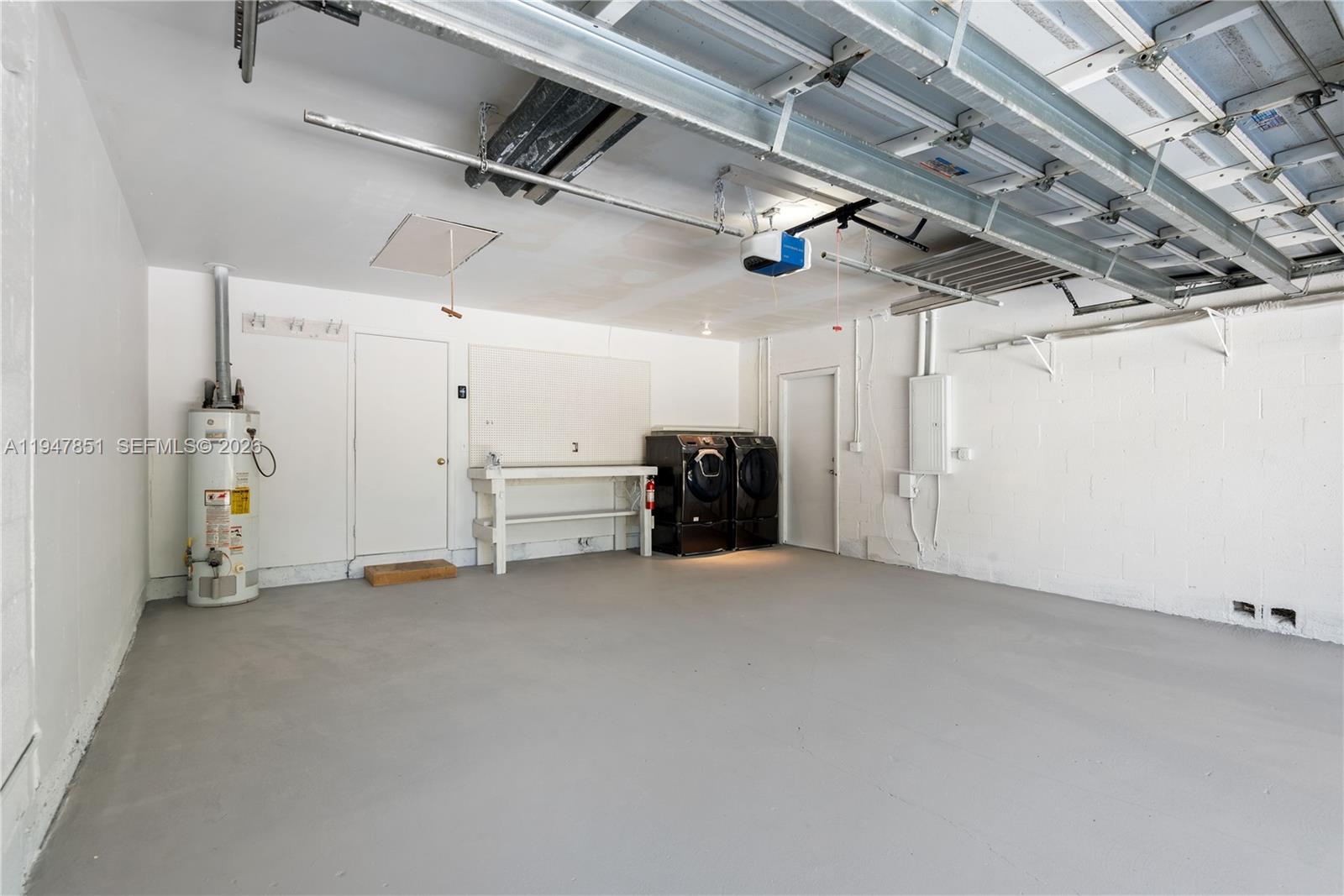 PINEWOOD ESTS 3RD ADDN - Residential