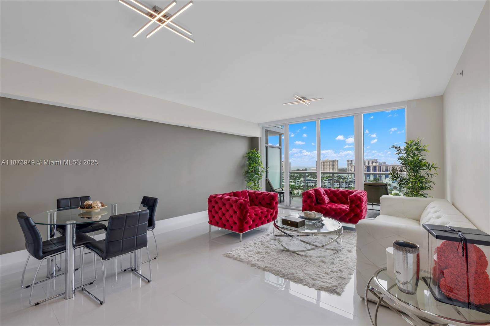 400 SUNNY ISLES CONDO WES - Residential