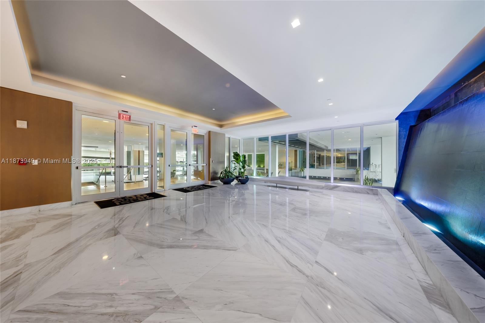 400 SUNNY ISLES CONDO WES - Residential