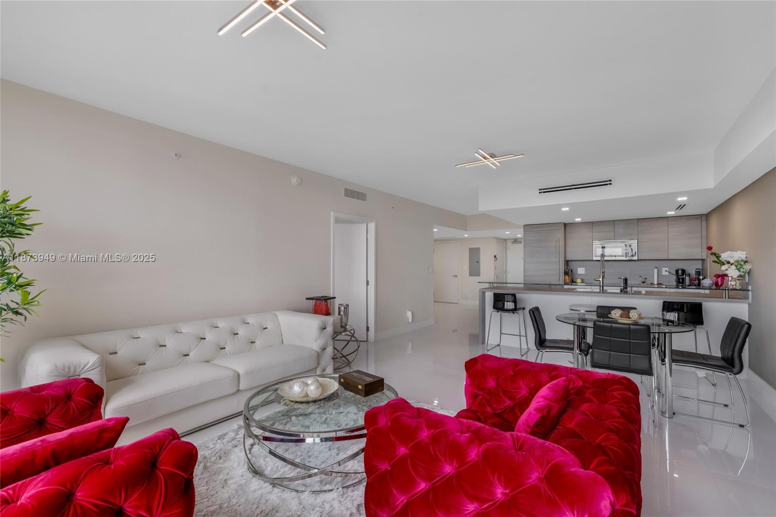 400 SUNNY ISLES CONDO WES - Residential