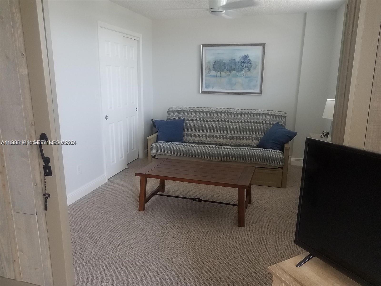 CROMWELL WEST CONDO - Residential