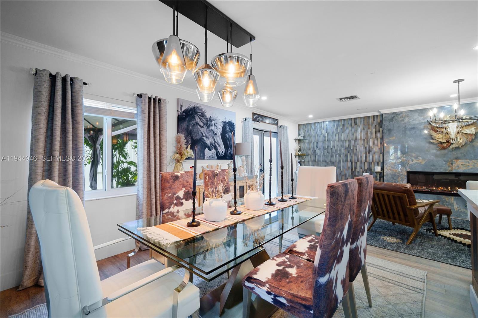 DELRAY VILLAS 5 - Residential