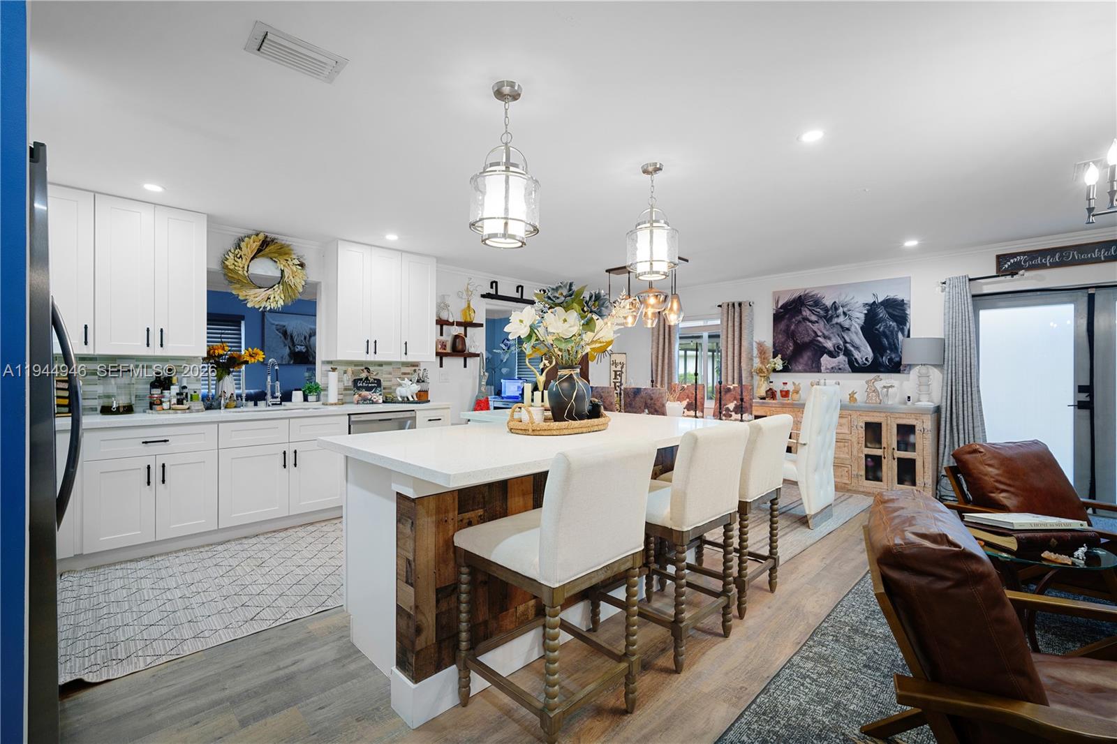 DELRAY VILLAS 5 - Residential