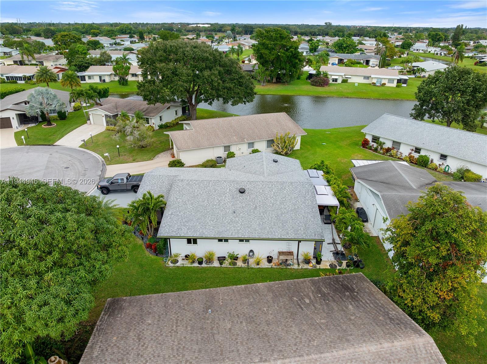 DELRAY VILLAS 5 - Residential