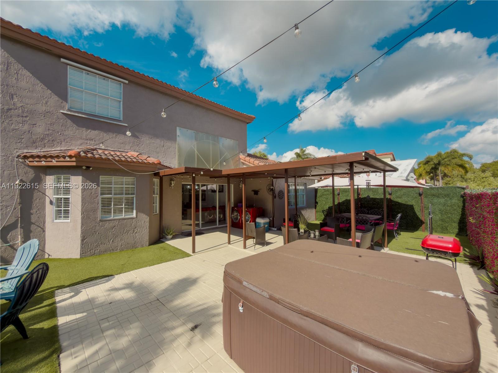 WINSTON PARK SECTION ONE - Residential