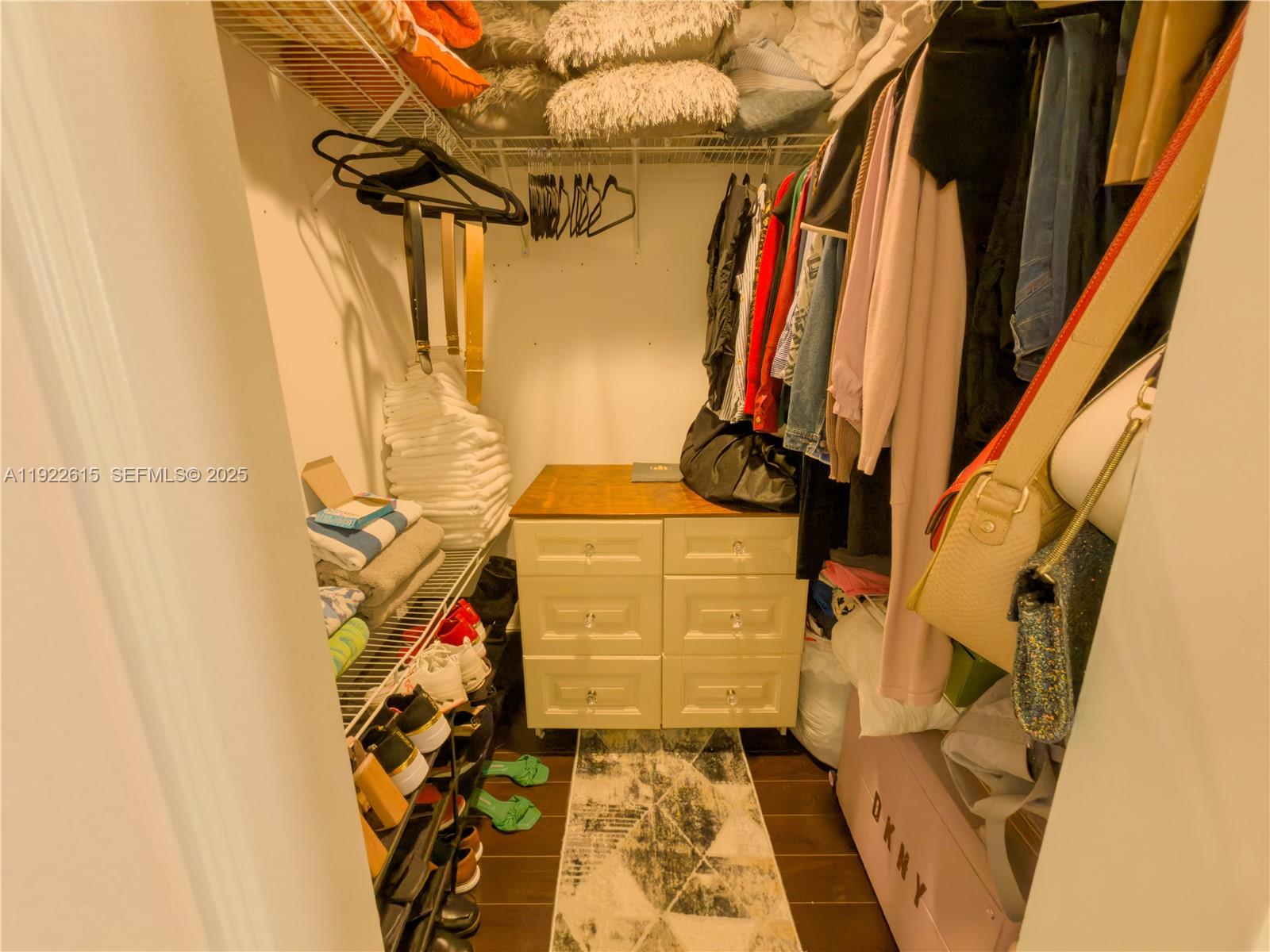 WINSTON PARK SECTION ONE - Residential