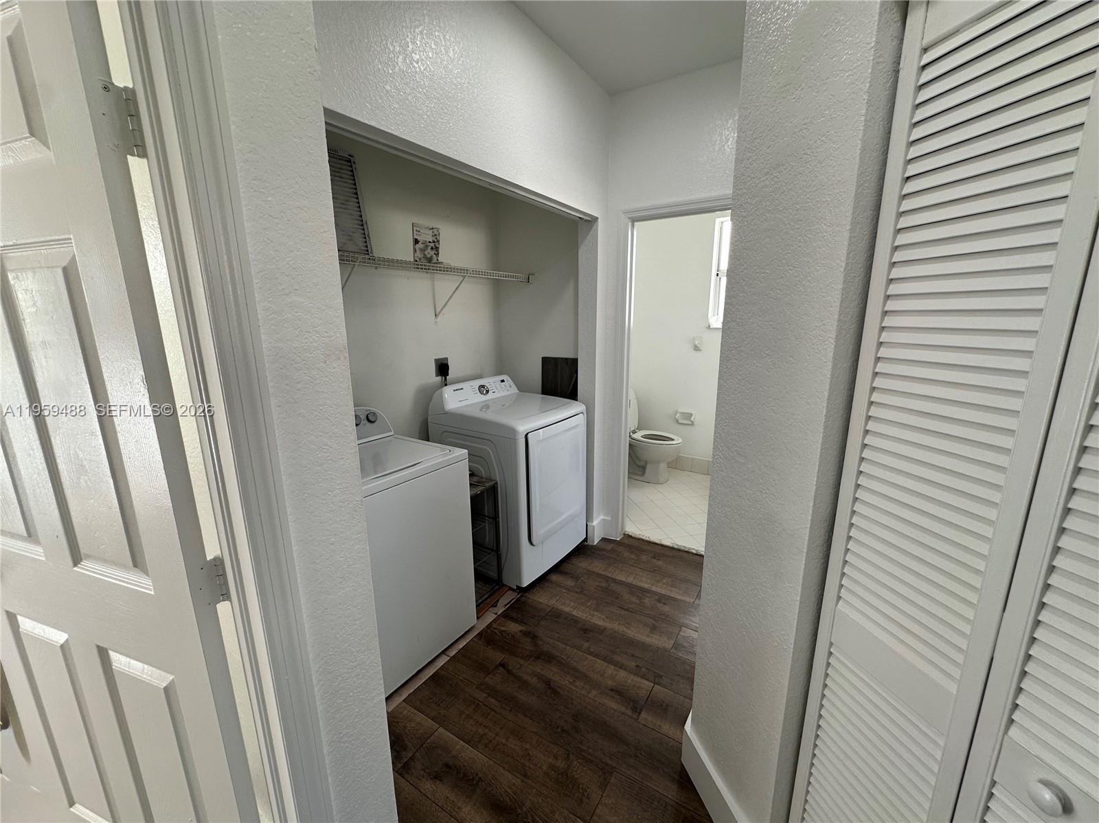 FLORIDIAN ISLES SOUTH - Residential