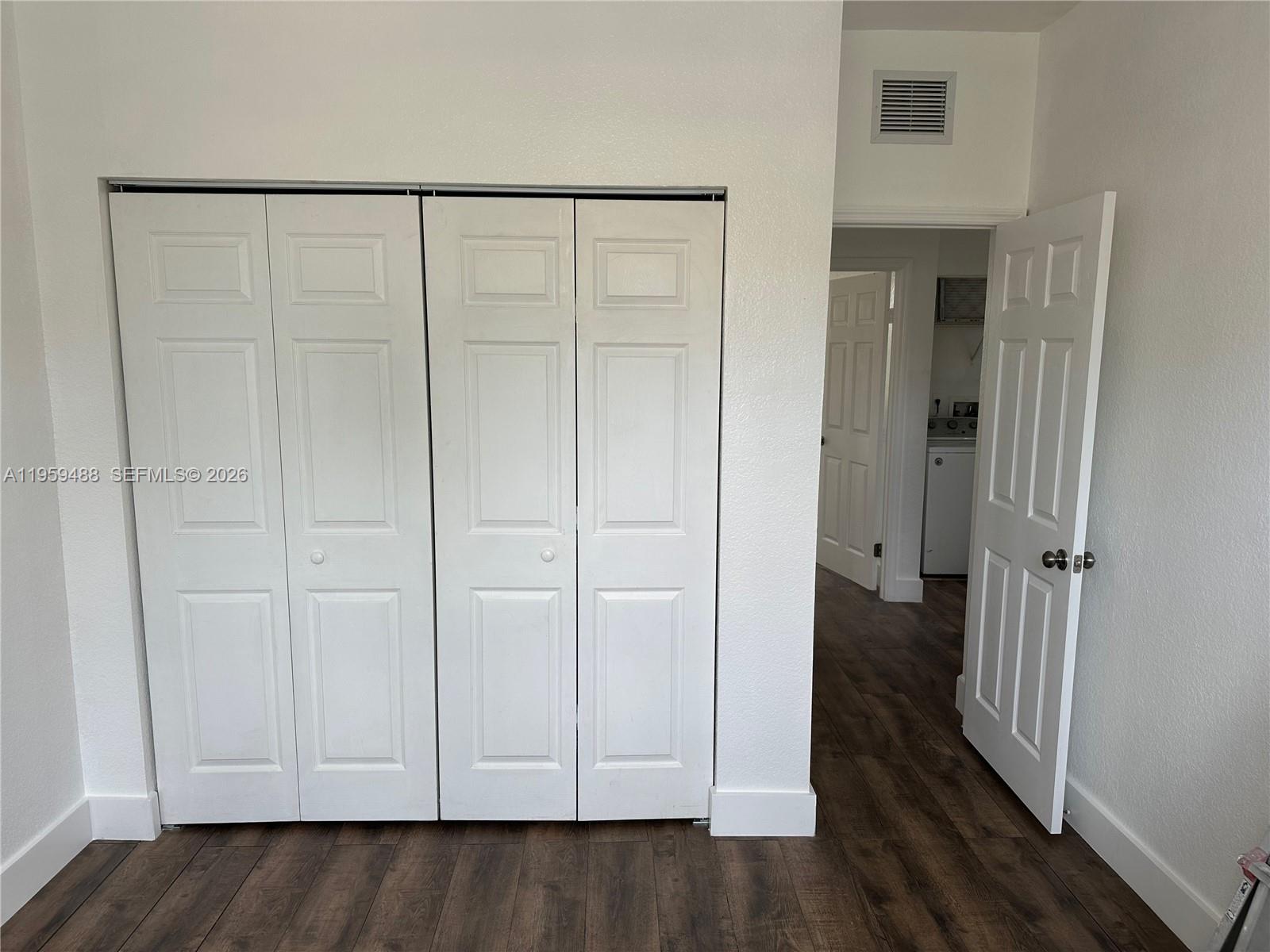 FLORIDIAN ISLES SOUTH - Residential