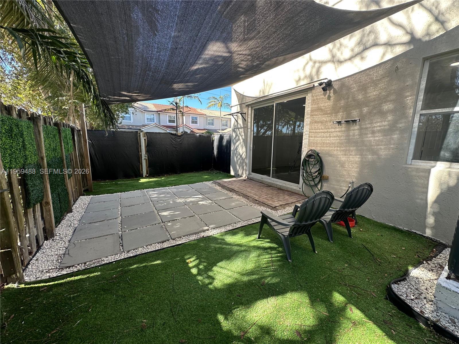 FLORIDIAN ISLES SOUTH - Residential