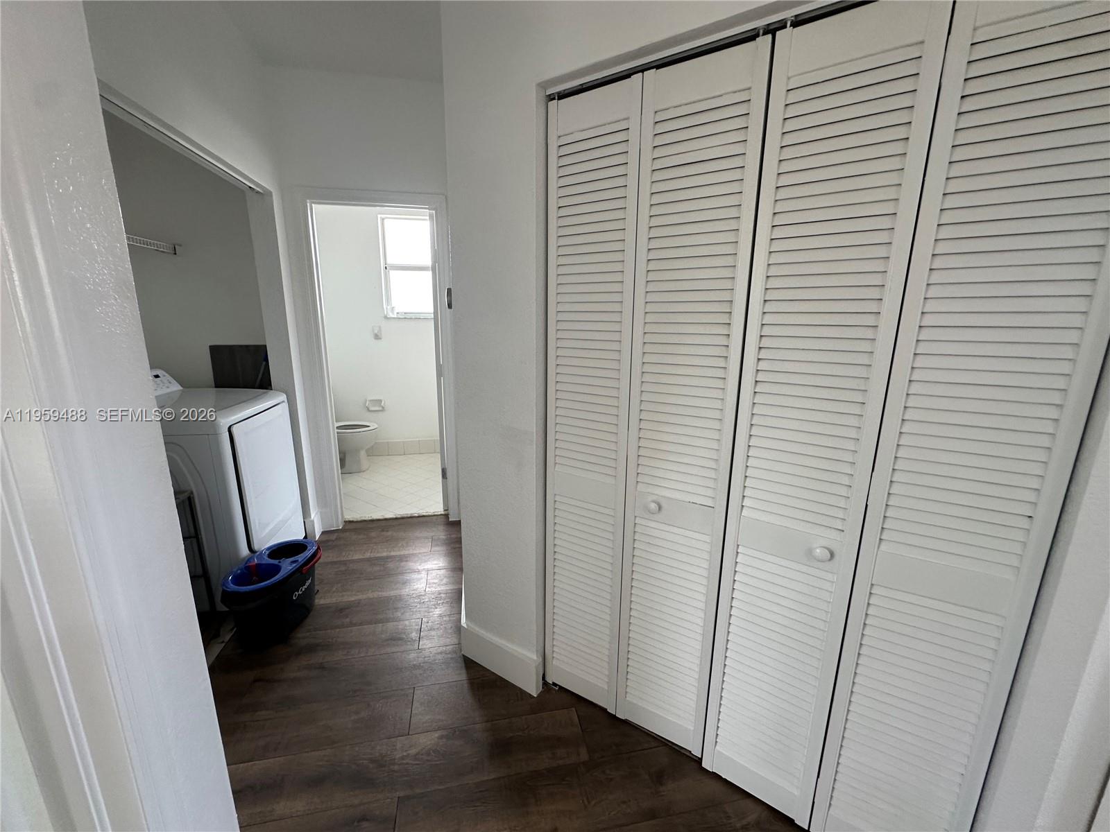 FLORIDIAN ISLES SOUTH - Residential