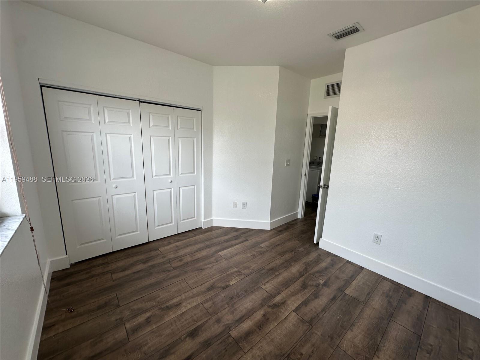 FLORIDIAN ISLES SOUTH - Residential