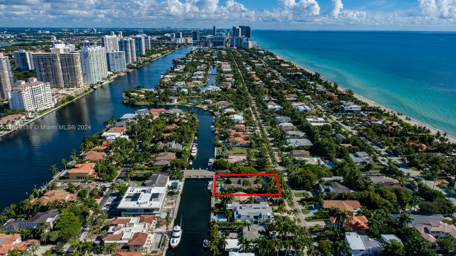 Rental Property at 194 Golden Beach Dr 194, Golden Beach, Miami-Dade County, Florida - Bedrooms: 7 
Bathrooms: 6  - $45,000 MO.