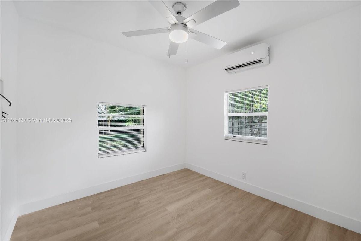 MELROSE HEIGHTS 3RD ADDN - Residential