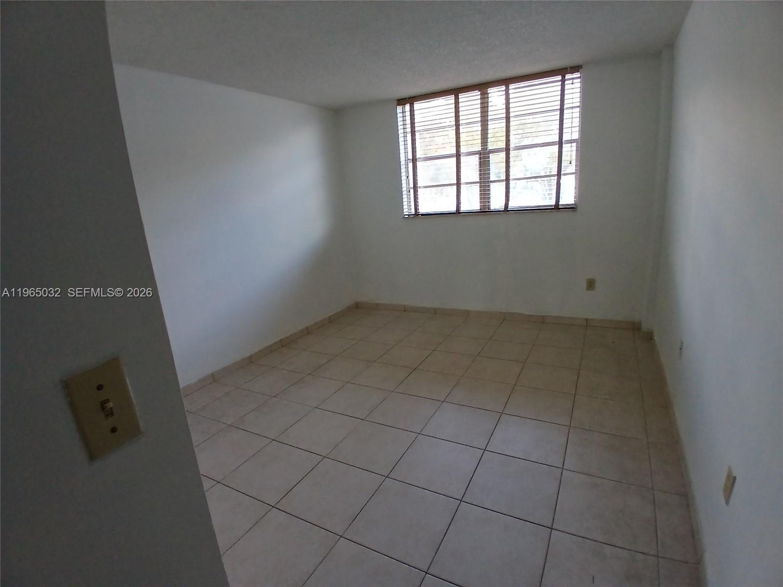 EL CONQUISTADOR NORTH CON - Residential