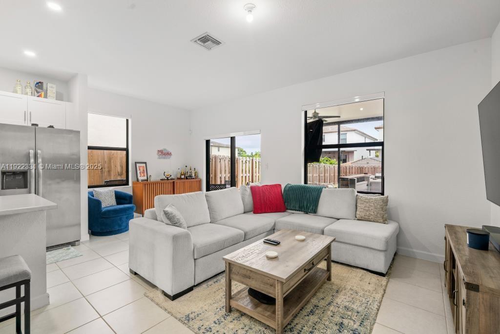 S ALLAPATTAH GDNS - Residential