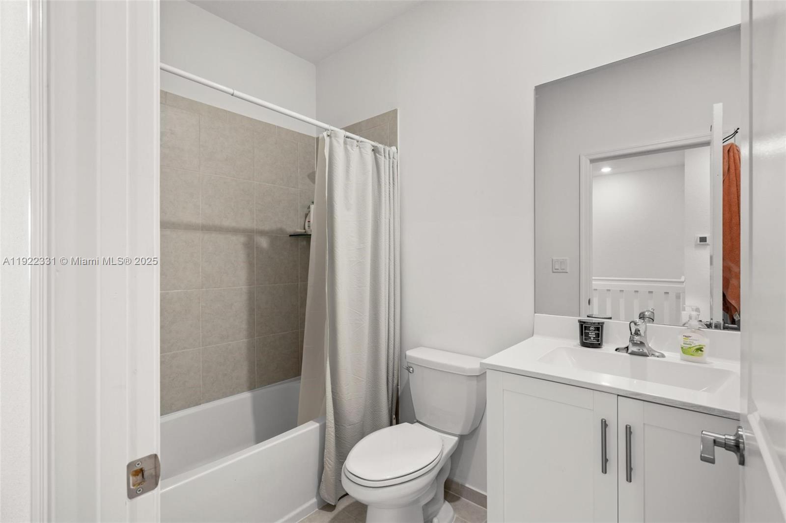 S ALLAPATTAH GDNS - Residential