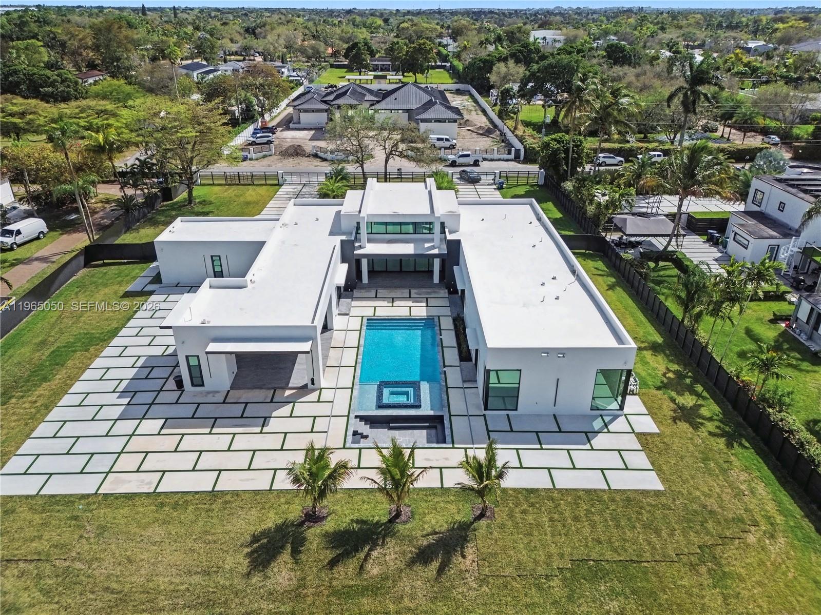 SO MIAMI GDN HEIGHTS - Residential