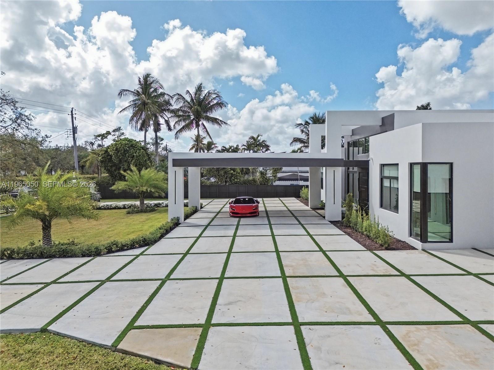 SO MIAMI GDN HEIGHTS - Residential