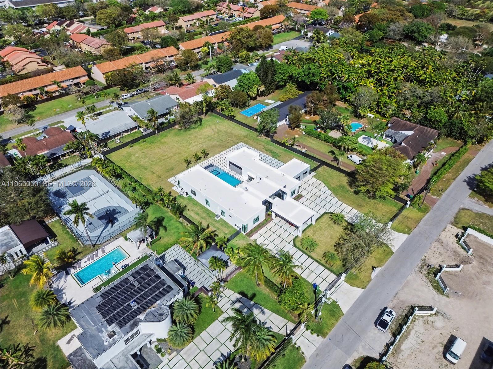SO MIAMI GDN HEIGHTS - Residential