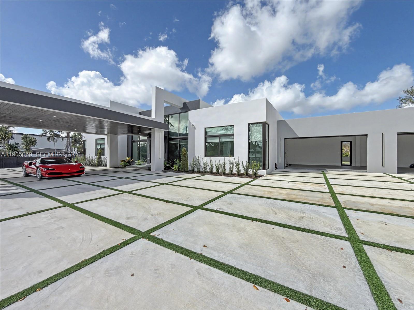 SO MIAMI GDN HEIGHTS - Residential