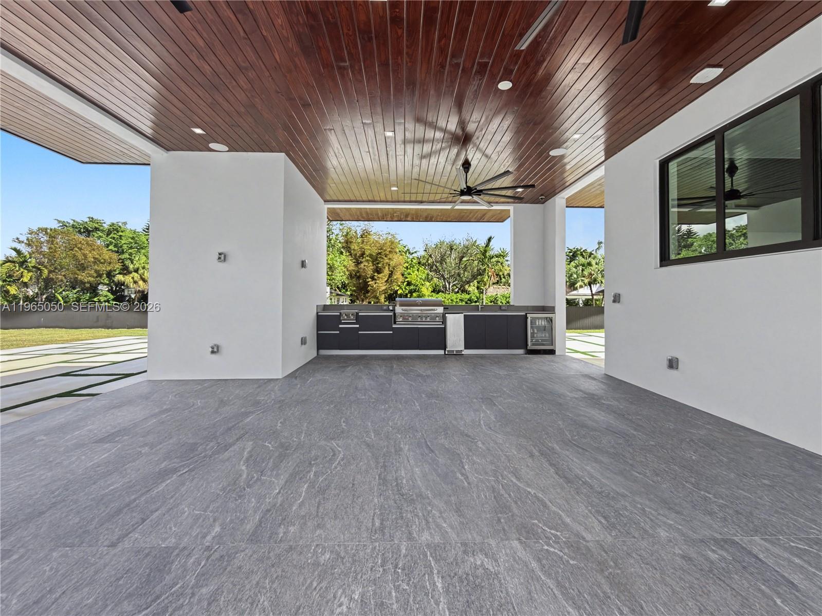 SO MIAMI GDN HEIGHTS - Residential