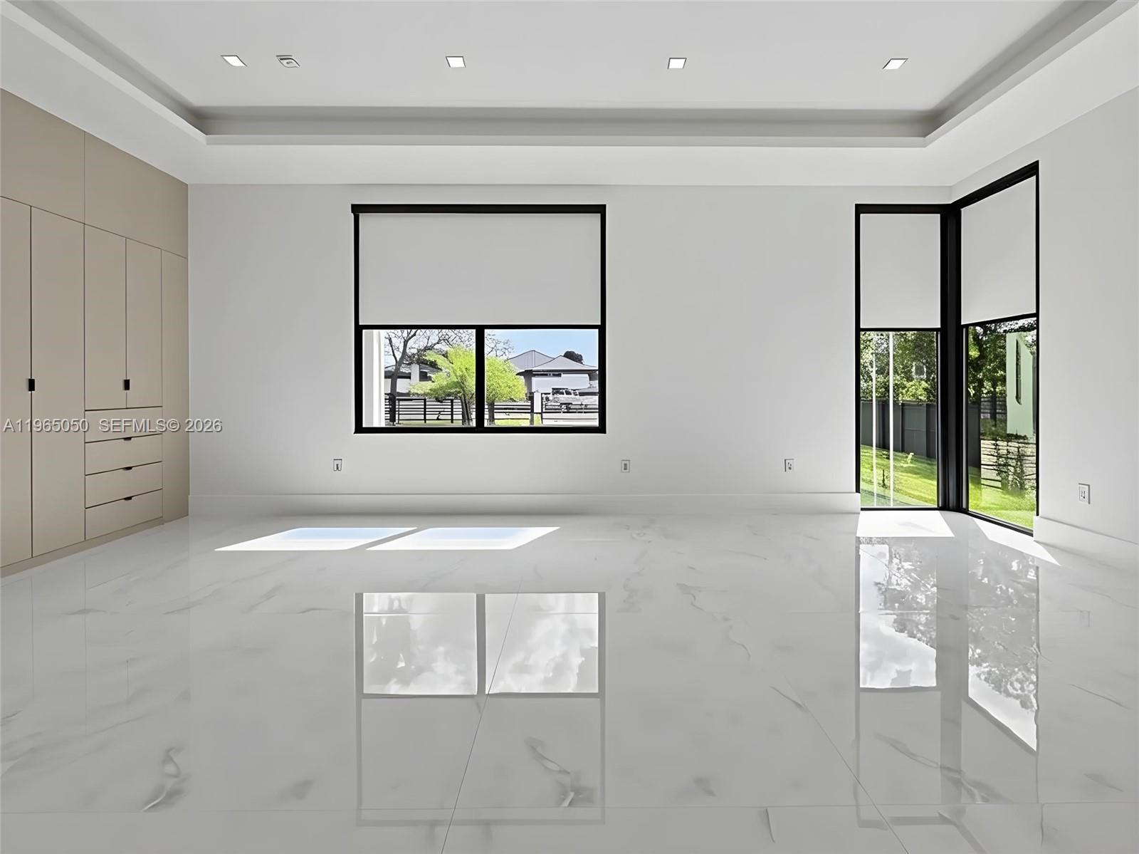 SO MIAMI GDN HEIGHTS - Residential