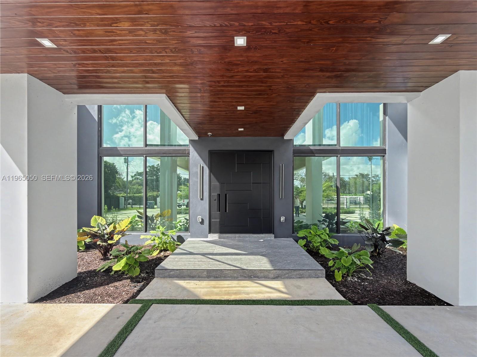 SO MIAMI GDN HEIGHTS - Residential