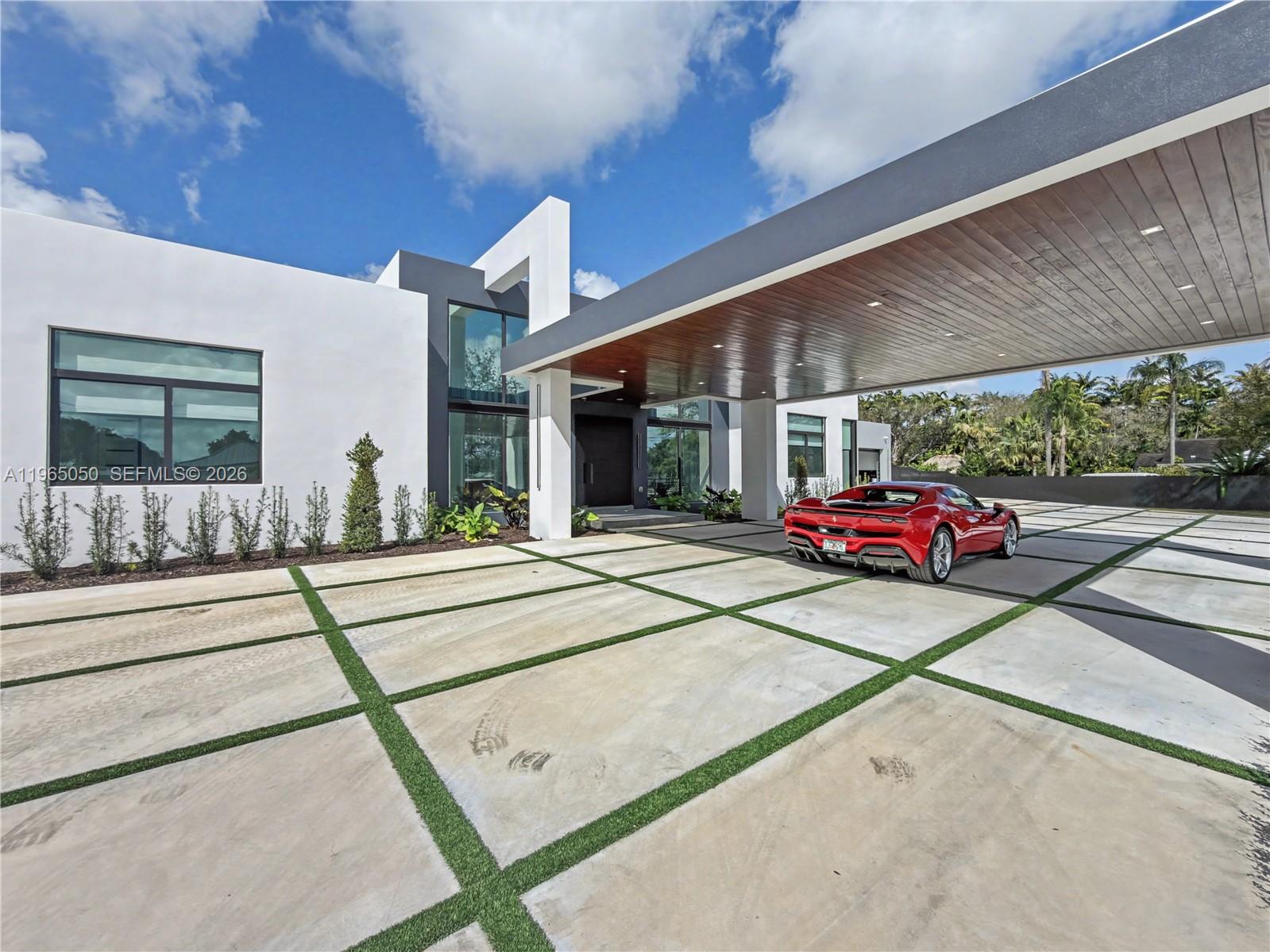 SO MIAMI GDN HEIGHTS - Residential