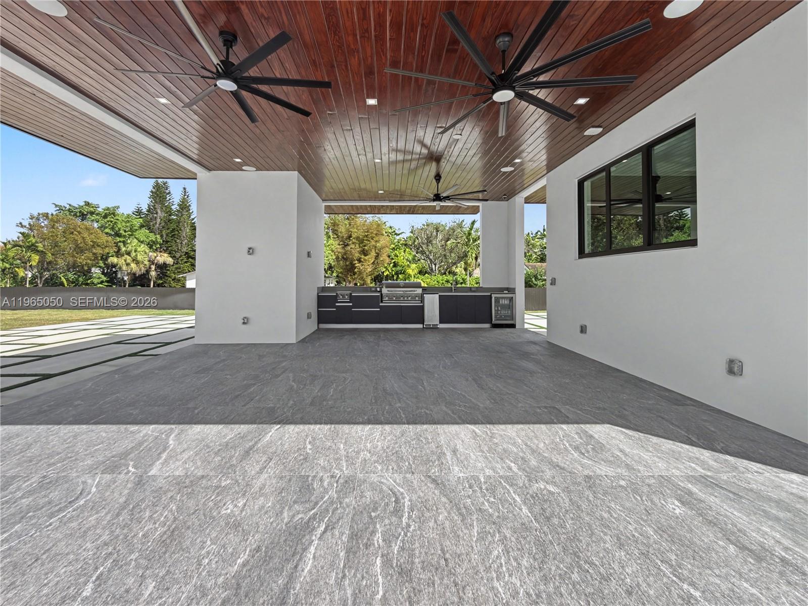 SO MIAMI GDN HEIGHTS - Residential