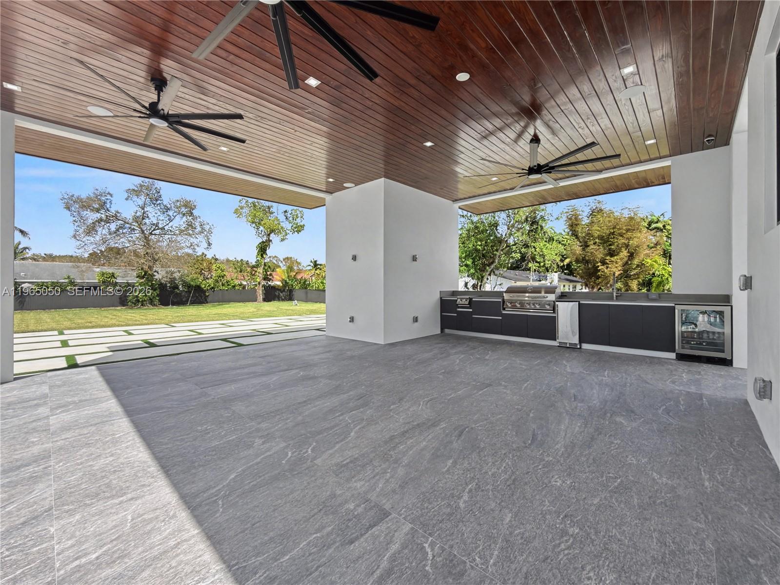 SO MIAMI GDN HEIGHTS - Residential